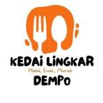 Gambar Ahli Membentuk Pempek - Ahli Membentuk Pempek