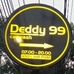 Gambar Karyawan Cuci Mobil - Karyawan Cuci Mobil